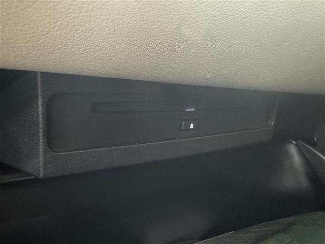 ノア ハイブリッドＺ　フルセグ　メモリーナビ　ＤＶＤ再生　ミュージックプレイヤー接続可　バックカメラ　衝突被害軽減システム　ＥＴＣ　ドラレコ　両側電動スライド　ＬＥＤヘッドランプ　乗車定員７人　３列シート　ワンオーナー（27枚目）