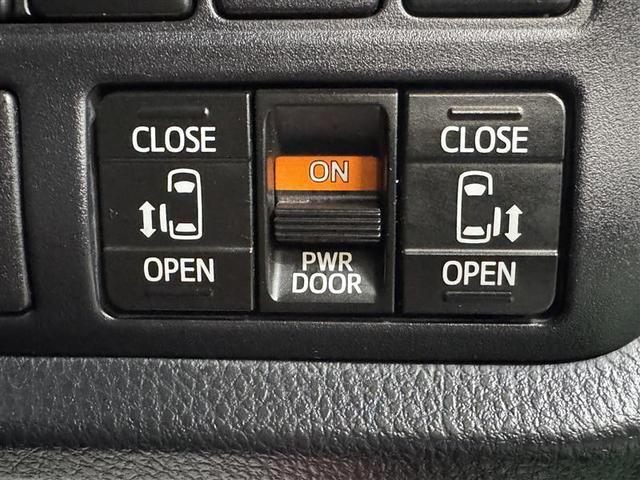 エスクァイア ハイブリッドGi ブラックテーラード フルセグ メモリーナビ DVD再生 ミュージックプレイヤー接続可 後席モニター バックカメラ 衝突被害軽減システム ETC 両側電動スライド LEDヘッドランプ 乗車定員7人 3列シート ワンオーナー(9枚目)