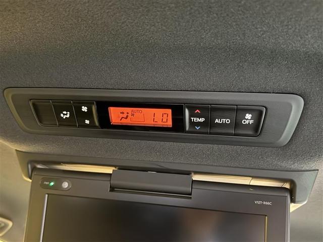 エスクァイア ハイブリッドGi ブラックテーラード フルセグ メモリーナビ DVD再生 ミュージックプレイヤー接続可 後席モニター バックカメラ 衝突被害軽減システム ETC 両側電動スライド LEDヘッドランプ 乗車定員7人 3列シート ワンオーナー(10枚目)