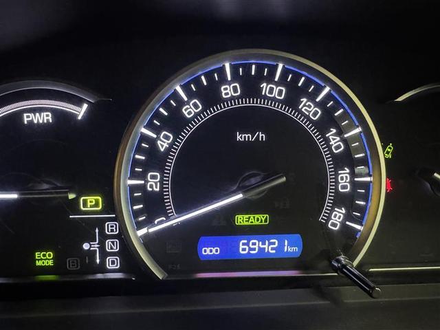 エスクァイア ハイブリッドGi ブラックテーラード フルセグ メモリーナビ DVD再生 ミュージックプレイヤー接続可 後席モニター バックカメラ 衝突被害軽減システム ETC 両側電動スライド LEDヘッドランプ 乗車定員7人 3列シート ワンオーナー(16枚目)