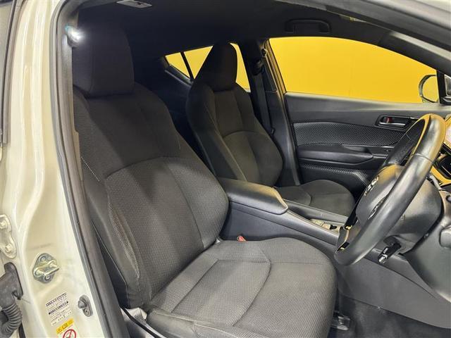 Ｃ－ＨＲ Ｓ　ＬＥＤパッケージ　フルセグ　メモリーナビ　ＤＶＤ再生　ミュージックプレイヤー接続可　バックカメラ　衝突被害軽減システム　ＥＴＣ　ドラレコ　ＬＥＤヘッドランプ　ワンオーナー（10枚目）