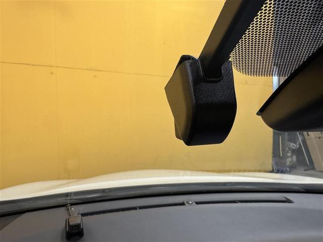Ｃ－ＨＲ Ｓ　ＬＥＤパッケージ　フルセグ　メモリーナビ　ＤＶＤ再生　ミュージックプレイヤー接続可　バックカメラ　衝突被害軽減システム　ＥＴＣ　ドラレコ　ＬＥＤヘッドランプ　ワンオーナー（21枚目）