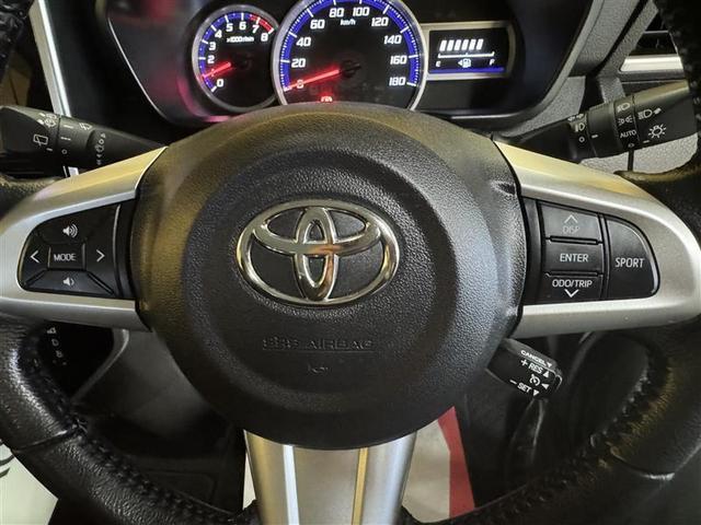 ルーミー カスタムＧ－Ｔ　フルセグ　メモリーナビ　ＤＶＤ再生　ミュージックプレイヤー接続可　後席モニター　バックカメラ　衝突被害軽減システム　ＥＴＣ　ドラレコ　両側電動スライド　ＬＥＤヘッドランプ　ワンオーナー（17枚目）