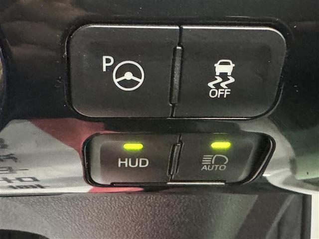 プリウス Ａプレミアム　フルセグ　メモリーナビ　ＤＶＤ再生　ミュージックプレイヤー接続可　バックカメラ　衝突被害軽減システム　ＥＴＣ　ドラレコ　ＬＥＤヘッドランプ　ワンオーナー（27枚目）