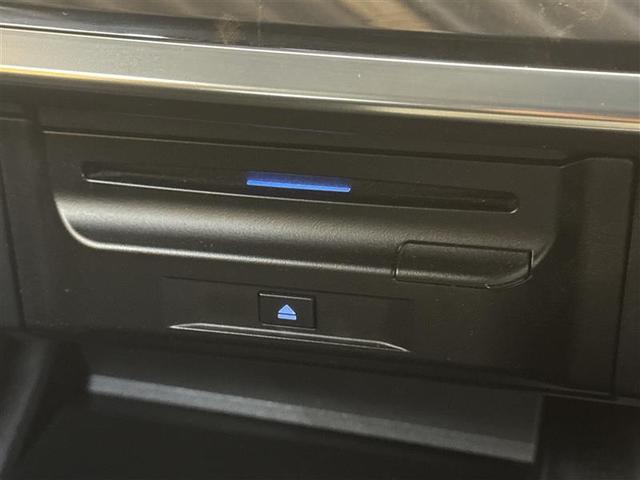 アルファードハイブリッド Ｓ　タイプゴールドＩＩＩ　４ＷＤ　フルセグ　メモリーナビ　ＤＶＤ再生　ミュージックプレイヤー接続可　後席モニター　バックカメラ　衝突被害軽減システム　ＥＴＣ　両側電動スライド　ＬＥＤヘッドランプ　乗車定員７人　３列シート（21枚目）