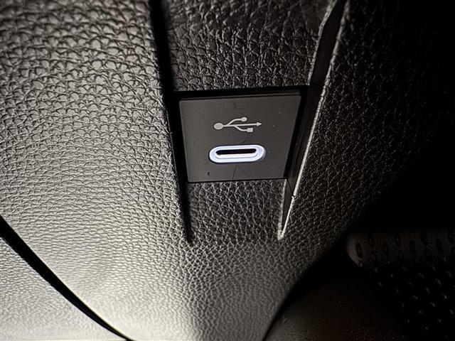 カローラツーリング ハイブリッド　Ｇ　フルセグ　メモリーナビ　ミュージックプレイヤー接続可　バックカメラ　衝突被害軽減システム　ＥＴＣ　ドラレコ　ＬＥＤヘッドランプ　ワンオーナー（22枚目）