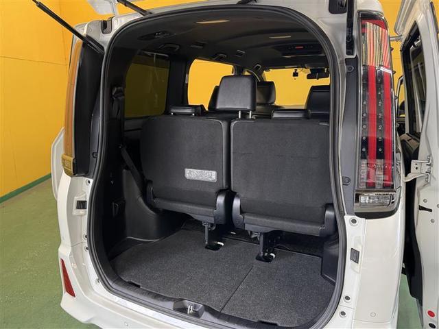 ノア ハイブリッドSi ダブルバイビーIII フルセグ メモリーナビ DVD再生 ミュージックプレイヤー接続可 後席モニター バックカメラ 衝突被害軽減システム ETC ドラレコ 両側電動スライド LEDヘッドランプ 乗車定員7人 3列シート(14枚目)