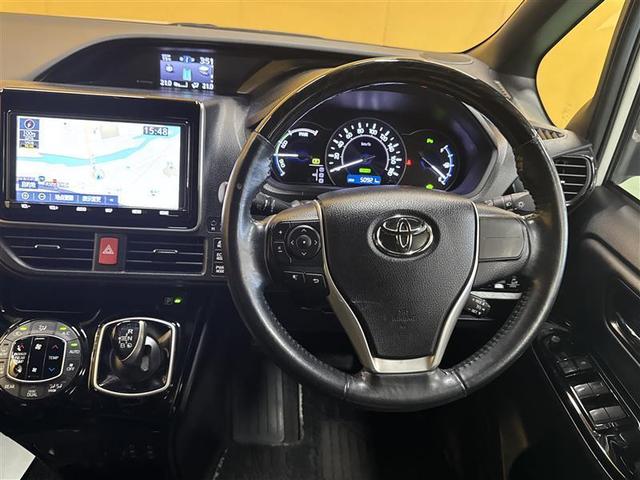 ノア ハイブリッドSi ダブルバイビーIII フルセグ メモリーナビ DVD再生 ミュージックプレイヤー接続可 後席モニター バックカメラ 衝突被害軽減システム ETC ドラレコ 両側電動スライド LEDヘッドランプ 乗車定員7人 3列シート(16枚目)