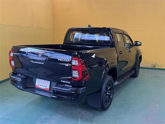 ハイラックス Z GRスポーツ 4WD メモリーナビ ミュージックプレイヤー接続可 バックカメラ 衝突被害軽減システム LEDヘッドランプ アイドリングストップ ディーゼル(3枚目)