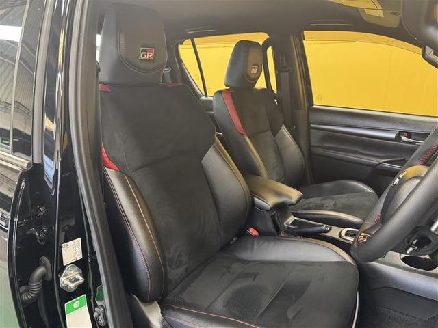 ハイラックス Z GRスポーツ 4WD メモリーナビ ミュージックプレイヤー接続可 バックカメラ 衝突被害軽減システム LEDヘッドランプ アイドリングストップ ディーゼル(6枚目)