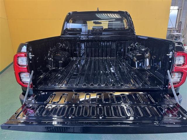 ハイラックス Z GRスポーツ 4WD メモリーナビ ミュージックプレイヤー接続可 バックカメラ 衝突被害軽減システム LEDヘッドランプ アイドリングストップ ディーゼル(9枚目)