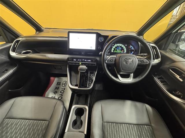 ノア ハイブリッドＳ－Ｚ　フルセグ　メモリーナビ　ＤＶＤ再生　ミュージックプレイヤー接続可　バックカメラ　衝突被害軽減システム　ＥＴＣ　ドラレコ　両側電動スライド　ＬＥＤヘッドランプ　乗車定員７人　３列シート　ワンオーナー（4枚目）