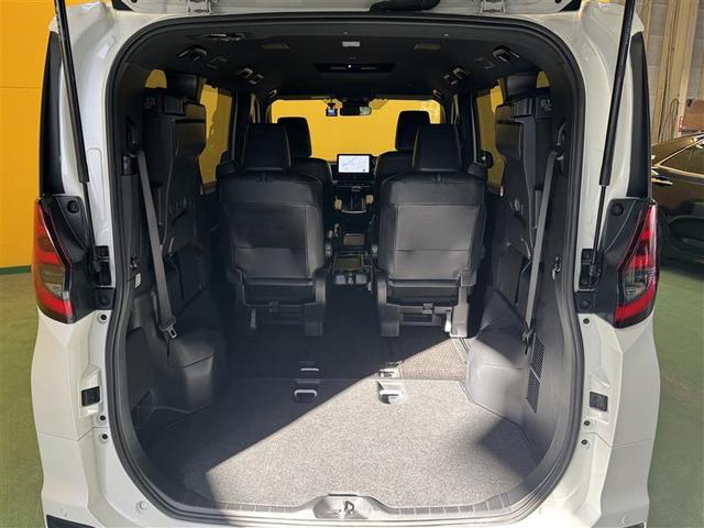 ノア ハイブリッドＳ－Ｚ　フルセグ　メモリーナビ　ＤＶＤ再生　ミュージックプレイヤー接続可　バックカメラ　衝突被害軽減システム　ＥＴＣ　ドラレコ　両側電動スライド　ＬＥＤヘッドランプ　乗車定員７人　３列シート　ワンオーナー（13枚目）