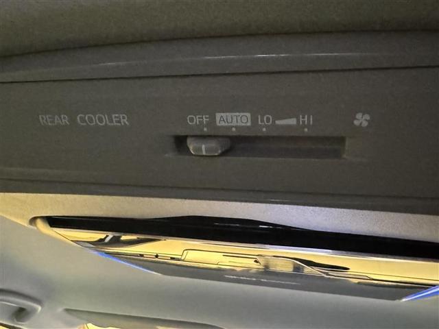 エスクァイア Gi フルセグ メモリーナビ DVD再生 ミュージックプレイヤー接続可 後席モニター バックカメラ ETC ドラレコ 両側電動スライド LEDヘッドランプ 乗車定員7人 3列シート 記録簿(12枚目)