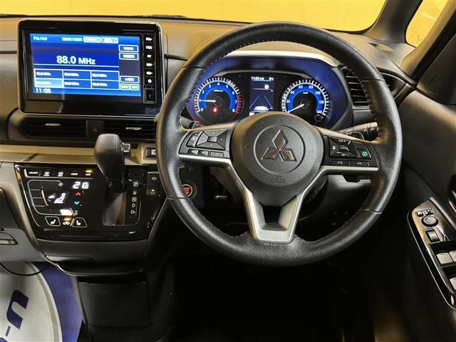 デリカミニ T プレミアム ミュージックプレイヤー接続可 バックカメラ 衝突被害軽減システム ETC ドラレコ 両側電動スライド LEDヘッドランプ ワンオーナー アイドリングストップ(12枚目)