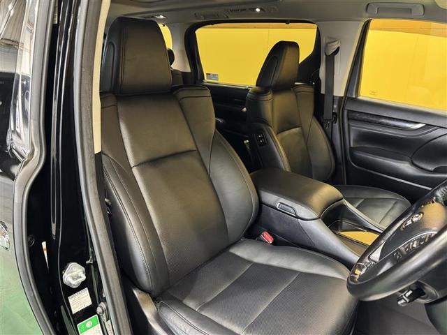 アルファード ２．５Ｓ　Ｃパッケージ　サンルーフ　メモリーナビ　ＤＶＤ再生　ミュージックプレイヤー接続可　後席モニター　バックカメラ　衝突被害軽減システム　ＥＴＣ　両側電動スライド　ＬＥＤヘッドランプ　乗車定員７人　３列シート（6枚目）