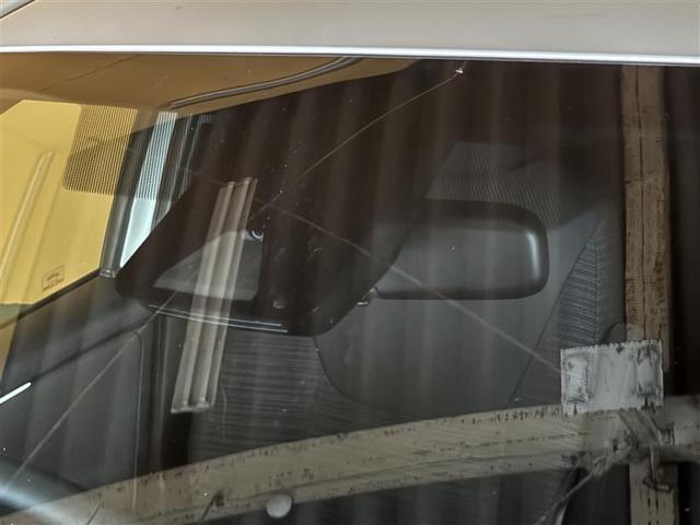 ヤリス ハイブリッドＺ　メモリーナビ　ＤＶＤ再生　ミュージックプレイヤー接続可　バックカメラ　衝突被害軽減システム　ＬＥＤヘッドランプ　ワンオーナー　記録簿（17枚目）