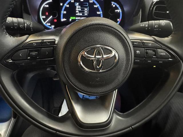 ヤリスクロス ハイブリッドＺ　フルセグ　メモリーナビ　ＤＶＤ再生　ミュージックプレイヤー接続可　バックカメラ　衝突被害軽減システム　ＥＴＣ　ＬＥＤヘッドランプ　ワンオーナー　記録簿（18枚目）