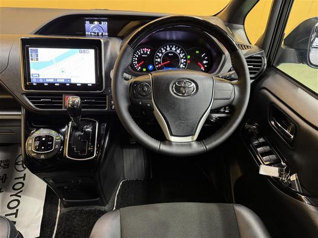 ノア Ｓｉ　ダブルバイビーＩＩＩ　フルセグ　メモリーナビ　ＤＶＤ再生　ミュージックプレイヤー接続可　後席モニター　バックカメラ　衝突被害軽減システム　ＥＴＣ　ドラレコ　両側電動スライド　ＬＥＤヘッドランプ　乗車定員７人　３列シート（13枚目）