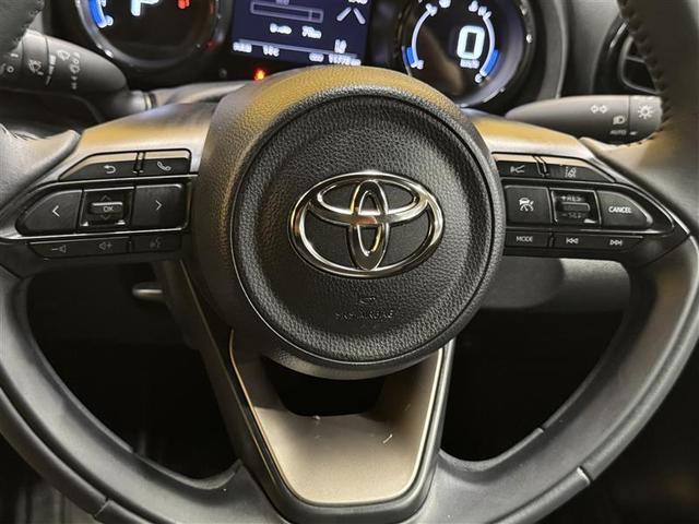 ヤリス Ｚ　ミュージックプレイヤー接続可　バックカメラ　衝突被害軽減システム　ＥＴＣ　ＬＥＤヘッドランプ　ワンオーナー（28枚目）