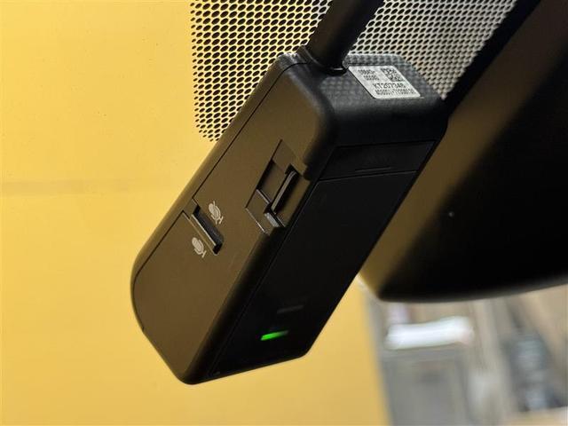 ノア Si ダブルバイビーIII フルセグ メモリーナビ DVD再生 ミュージックプレイヤー接続可 バックカメラ 衝突被害軽減システム ETC ドラレコ 両側電動スライド LEDヘッドランプ 乗車定員7人 3列シート ワンオーナー(22枚目)