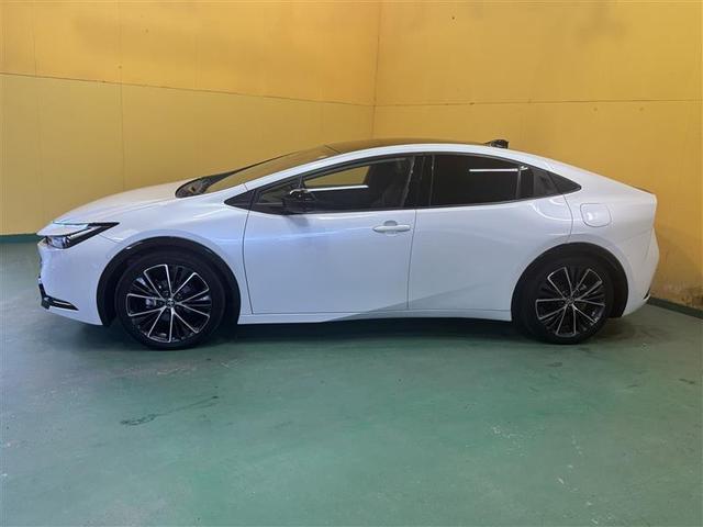 プリウス Ｚ　サンルーフ　フルセグ　メモリーナビ　ミュージックプレイヤー接続可　バックカメラ　衝突被害軽減システム　ＥＴＣ　ドラレコ　ＬＥＤヘッドランプ　ワンオーナー　記録簿（6枚目）