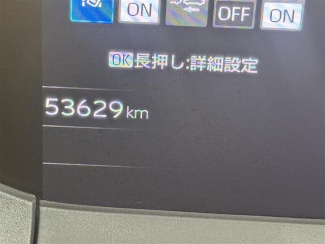 プリウス Ｚ　サンルーフ　フルセグ　メモリーナビ　ミュージックプレイヤー接続可　バックカメラ　衝突被害軽減システム　ＥＴＣ　ドラレコ　ＬＥＤヘッドランプ　ワンオーナー　記録簿（17枚目）