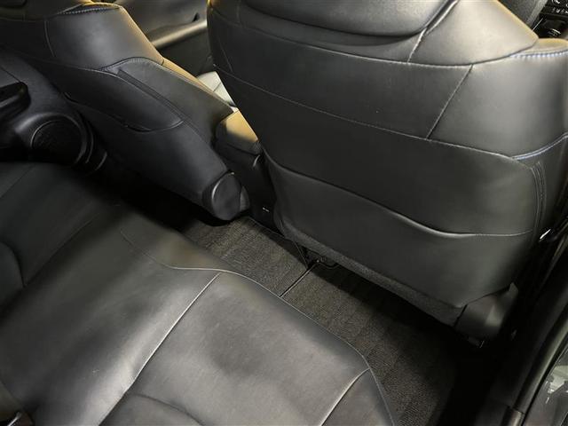 プリウス Ａツーリングセレクション　フルセグ　メモリーナビ　ＤＶＤ再生　ミュージックプレイヤー接続可　バックカメラ　衝突被害軽減システム　ＥＴＣ　ＬＥＤヘッドランプ　ワンオーナー（15枚目）