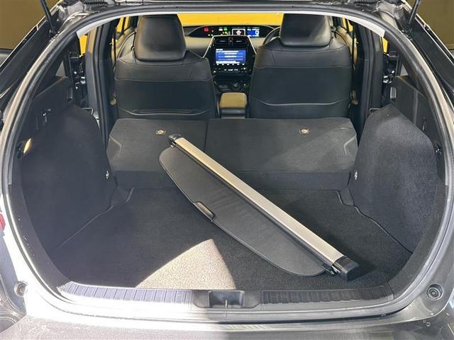 プリウス Ａツーリングセレクション　フルセグ　メモリーナビ　ＤＶＤ再生　ミュージックプレイヤー接続可　バックカメラ　衝突被害軽減システム　ＥＴＣ　ＬＥＤヘッドランプ　ワンオーナー（17枚目）