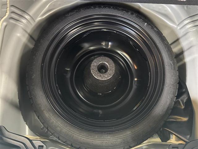 アクア クロスオーバー　グラム　フルセグ　メモリーナビ　ＤＶＤ再生　ミュージックプレイヤー接続可　バックカメラ　衝突被害軽減システム　ドラレコ　ワンオーナー　記録簿（27枚目）