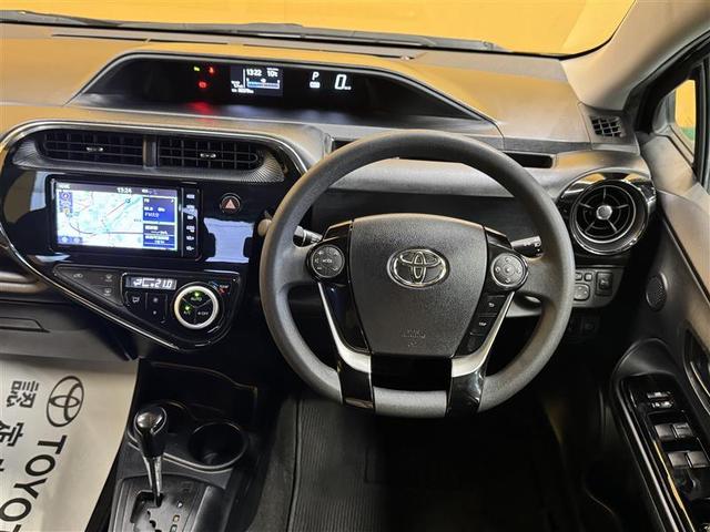 アクア Ｓスタイルブラック　フルセグ　メモリーナビ　ＤＶＤ再生　ミュージックプレイヤー接続可　バックカメラ　衝突被害軽減システム　ＥＴＣ　ドラレコ　ワンオーナー（10枚目）