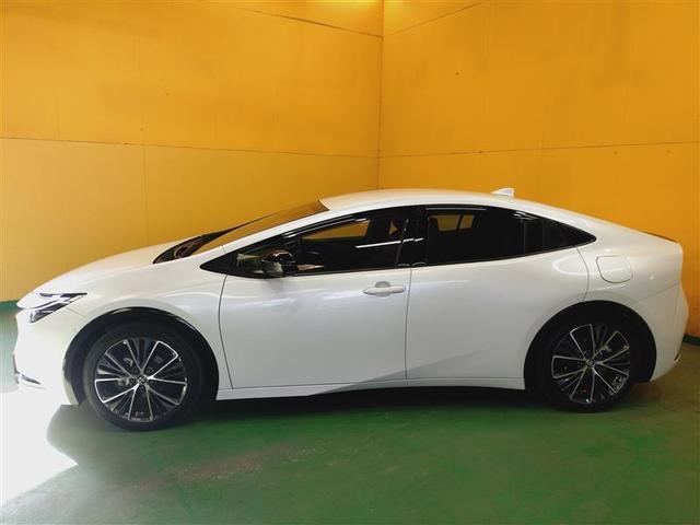 プリウス Ｚ　フルセグ　メモリーナビ　ミュージックプレイヤー接続可　バックカメラ　衝突被害軽減システム　ＥＴＣ　ドラレコ　ＬＥＤヘッドランプ　ワンオーナー　記録簿（3枚目）