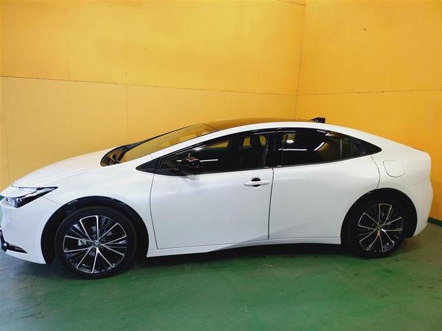 プリウス Ｚ　サンルーフ　フルセグ　メモリーナビ　ミュージックプレイヤー接続可　バックカメラ　衝突被害軽減システム　ＥＴＣ　ドラレコ　ＬＥＤヘッドランプ　ワンオーナー　記録簿（7枚目）