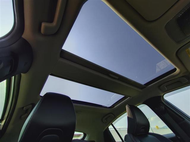 プリウス Ｚ　サンルーフ　フルセグ　メモリーナビ　ミュージックプレイヤー接続可　バックカメラ　衝突被害軽減システム　ＥＴＣ　ドラレコ　ＬＥＤヘッドランプ　ワンオーナー　記録簿（26枚目）