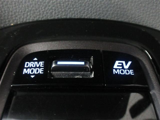 カローラツーリング ハイブリッド　ダブルバイビー　バックカメラ　衝突被害軽減システム　ＥＴＣ　ＬＥＤヘッドランプ　ワンオーナー　記録簿（27枚目）