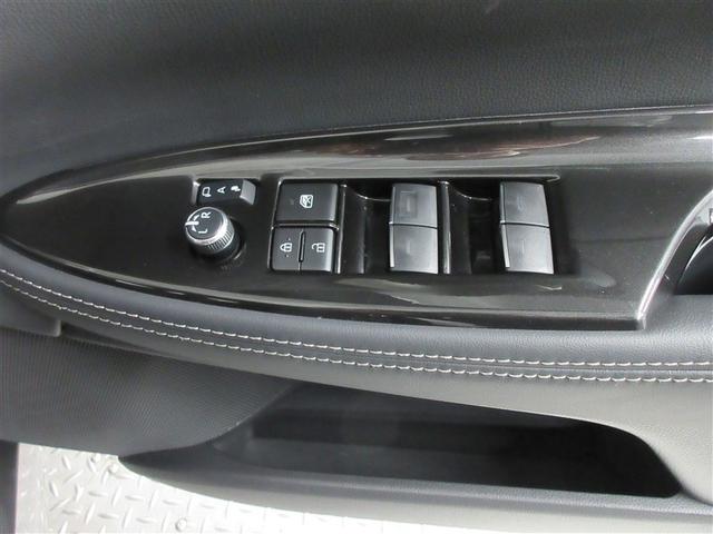 クラウン クラウンセダンＨＥＶ　革シート　メモリーナビ　バックカメラ　衝突被害軽減システム　ＥＴＣ　ＬＥＤヘッドランプ　ワンオーナー　記録簿（26枚目）