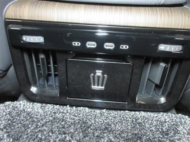 クラウン クラウンセダンＨＥＶ　革シート　メモリーナビ　バックカメラ　衝突被害軽減システム　ＥＴＣ　ＬＥＤヘッドランプ　ワンオーナー　記録簿（29枚目）