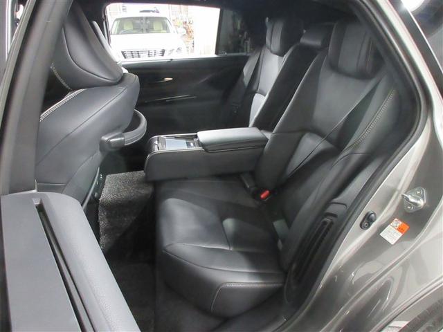 クラウン クラウンセダンＨＥＶ　革シート　メモリーナビ　バックカメラ　衝突被害軽減システム　ＥＴＣ　ＬＥＤヘッドランプ　ワンオーナー　記録簿（36枚目）