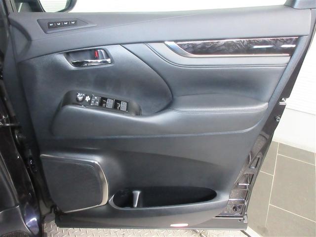 アルファード ２．５Ｓ　Ｃパッケージ　革シート　サンルーフ　バックカメラ　衝突被害軽減システム　ＥＴＣ　ドラレコ　両側電動スライド　ＬＥＤヘッドランプ　乗車定員７人　３列シート　ワンオーナー　記録簿（31枚目）