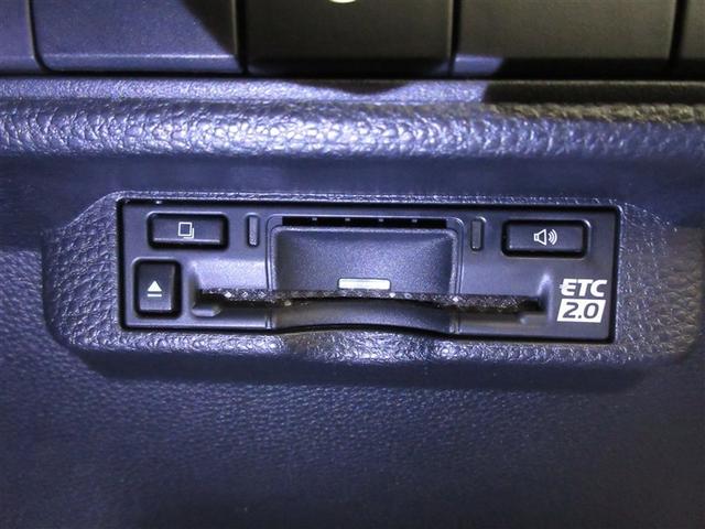 �d�s�b�t���ŁA�����̗��������X�}�[�g�ɒʉ߁B