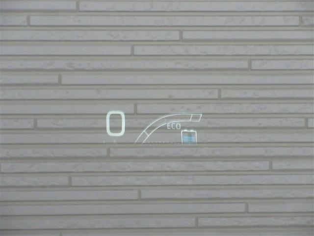 プリウス Ｓセーフティプラス　フルセグ　メモリーナビ　ＤＶＤ再生　バックカメラ　衝突被害軽減システム　ＥＴＣ　ＬＥＤヘッドランプ　ワンオーナー　記録簿（16枚目）