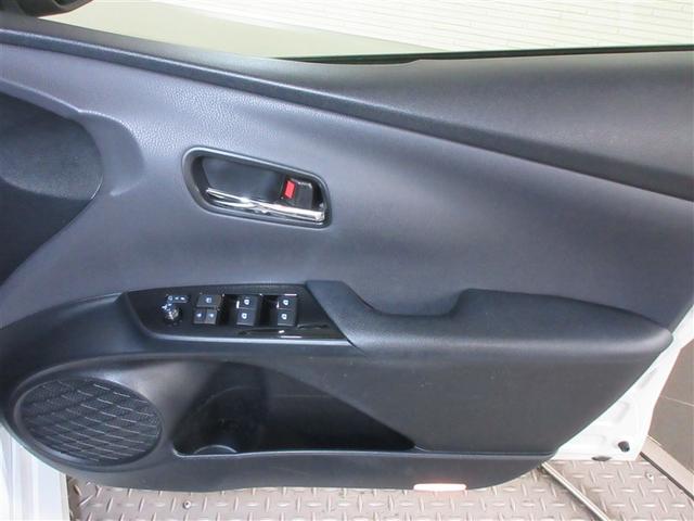 プリウス Ｓセーフティプラス　フルセグ　メモリーナビ　ＤＶＤ再生　バックカメラ　衝突被害軽減システム　ＥＴＣ　ＬＥＤヘッドランプ　ワンオーナー　記録簿（31枚目）
