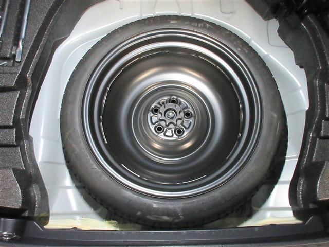 プリウス Ｓセーフティプラス　フルセグ　メモリーナビ　ＤＶＤ再生　バックカメラ　衝突被害軽減システム　ＥＴＣ　ＬＥＤヘッドランプ　ワンオーナー　記録簿（38枚目）