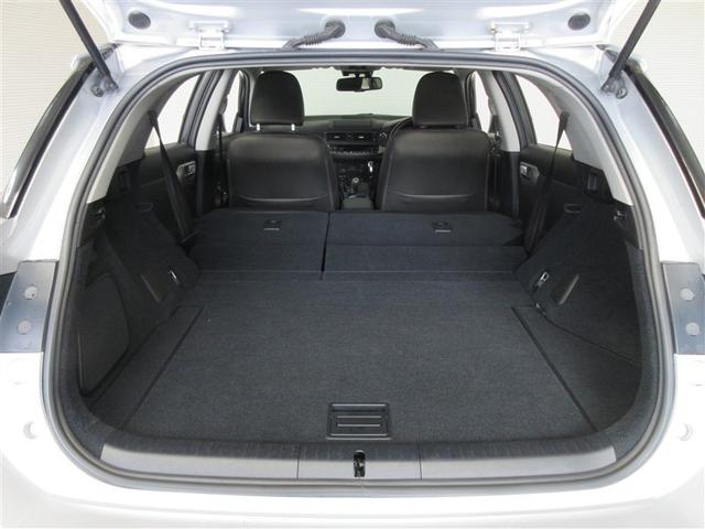 ���A�V�[�g��|������ԁB�ȒP����ł����Ƃ����ԂɃt���b�g�X�y�[�X���L����܂��̂ő傫�ȉו����y�ɐς߂܂��B�󋵂ɍ��킹���V�[�g�A�����W�ŁA�l�X�ȃV�[���ɑΉ��o���܂��B