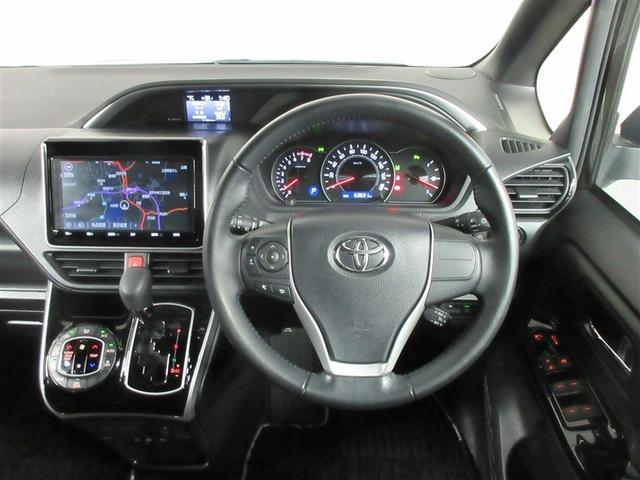 ヴォクシー ＺＳ　煌ＩＩＩ　フルセグ　メモリーナビ　ＤＶＤ再生　後席モニター　バックカメラ　衝突被害軽減システム　ＥＴＣ　ドラレコ　両側電動スライド　ＬＥＤヘッドランプ　ウオークスルー　乗車定員７人　３列シート　ワンオーナー（5枚目）