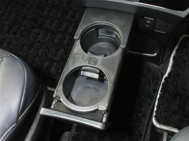 ヴォクシー ＺＳ　煌ＩＩＩ　フルセグ　メモリーナビ　ＤＶＤ再生　後席モニター　バックカメラ　衝突被害軽減システム　ＥＴＣ　ドラレコ　両側電動スライド　ＬＥＤヘッドランプ　ウオークスルー　乗車定員７人　３列シート　ワンオーナー（26枚目）