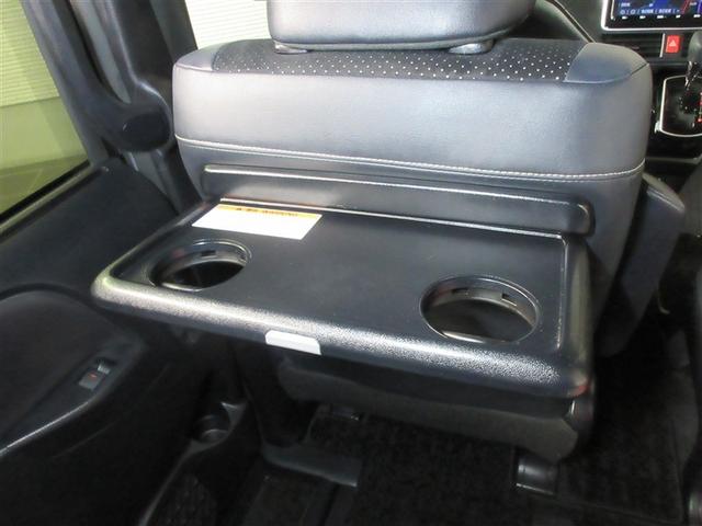 ヴォクシー ＺＳ　煌ＩＩＩ　フルセグ　メモリーナビ　ＤＶＤ再生　後席モニター　バックカメラ　衝突被害軽減システム　ＥＴＣ　ドラレコ　両側電動スライド　ＬＥＤヘッドランプ　ウオークスルー　乗車定員７人　３列シート　ワンオーナー（29枚目）