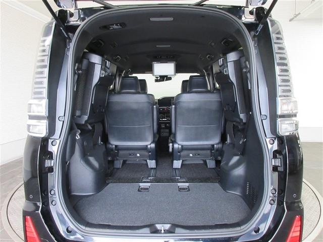 ヴォクシー ＺＳ　煌ＩＩＩ　フルセグ　メモリーナビ　ＤＶＤ再生　後席モニター　バックカメラ　衝突被害軽減システム　ＥＴＣ　ドラレコ　両側電動スライド　ＬＥＤヘッドランプ　ウオークスルー　乗車定員７人　３列シート　ワンオーナー（38枚目）