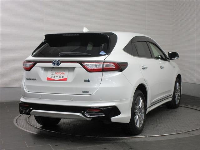 �I�ԂȂ�g���^�̈��S�t-�b�����E�g���^�F�蒆�ÎԁB���{�f�B�J���[�y�ѓ����F�́A�摜�̐F�Ǝ��ۂ̐F���قȂ��Č�����ꍇ���������܂��B