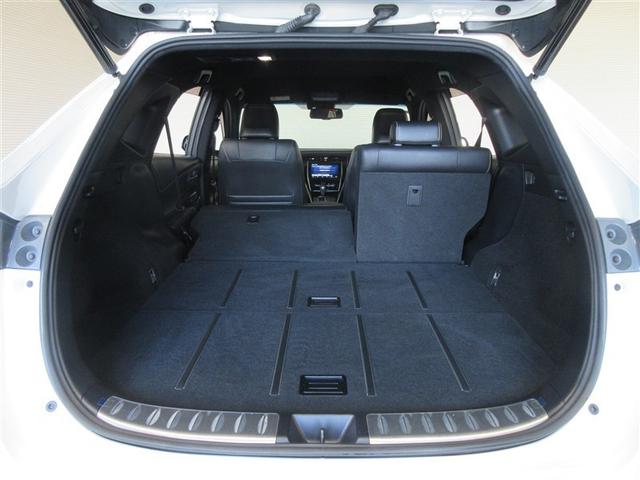 �w����������ꂼ��Ɨ����đO�ɓ|���A����ɍL�����Q�b�W���[�����m�ۂł��܂��B